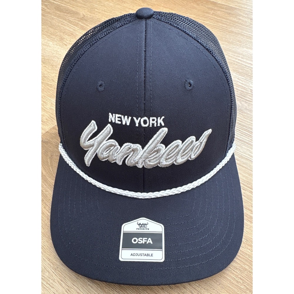 NWT Fan Favorite New York Yankees Trucker Hat Rope Snapback -OSFA - Navy Blue